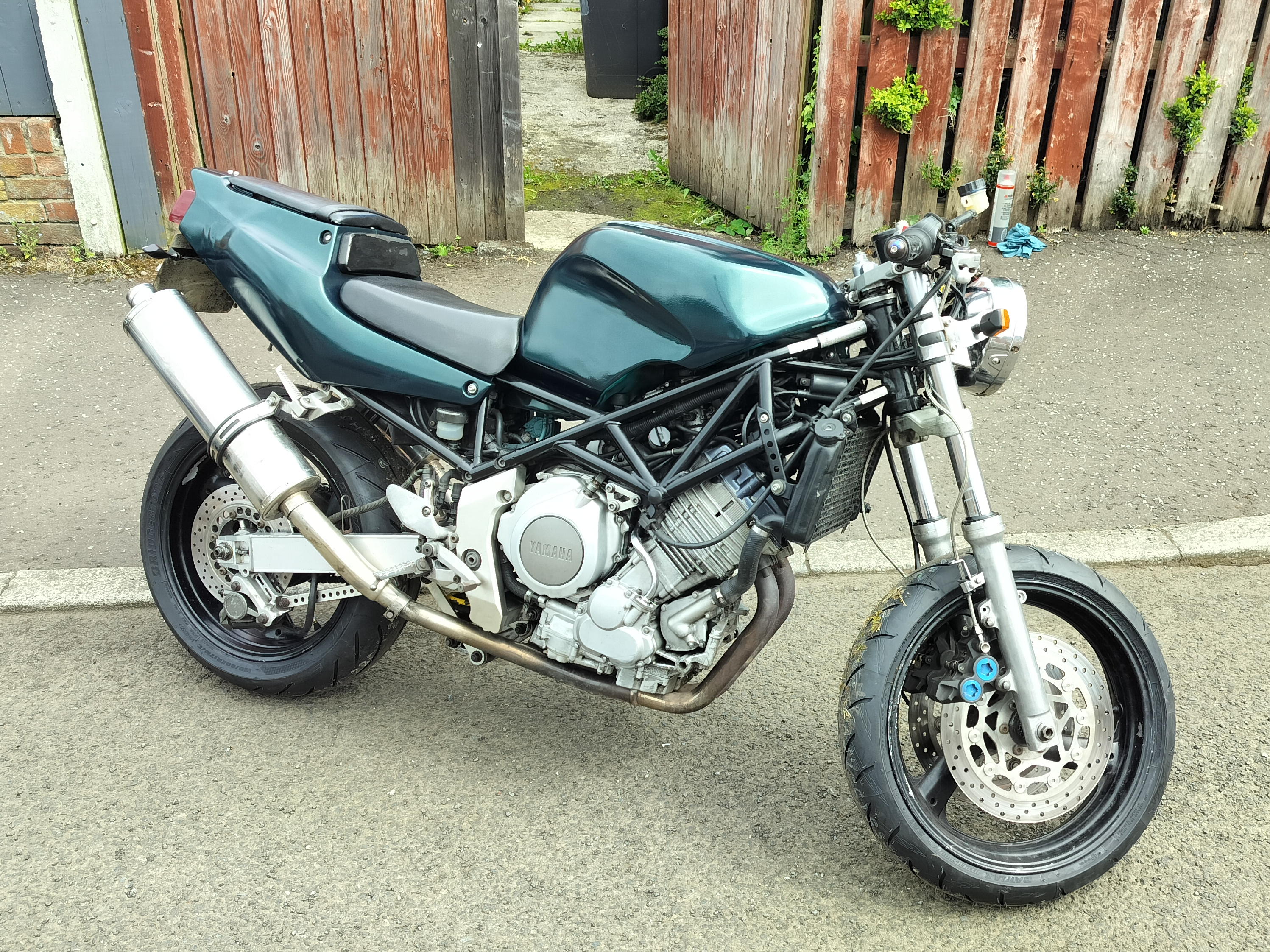 XT600E